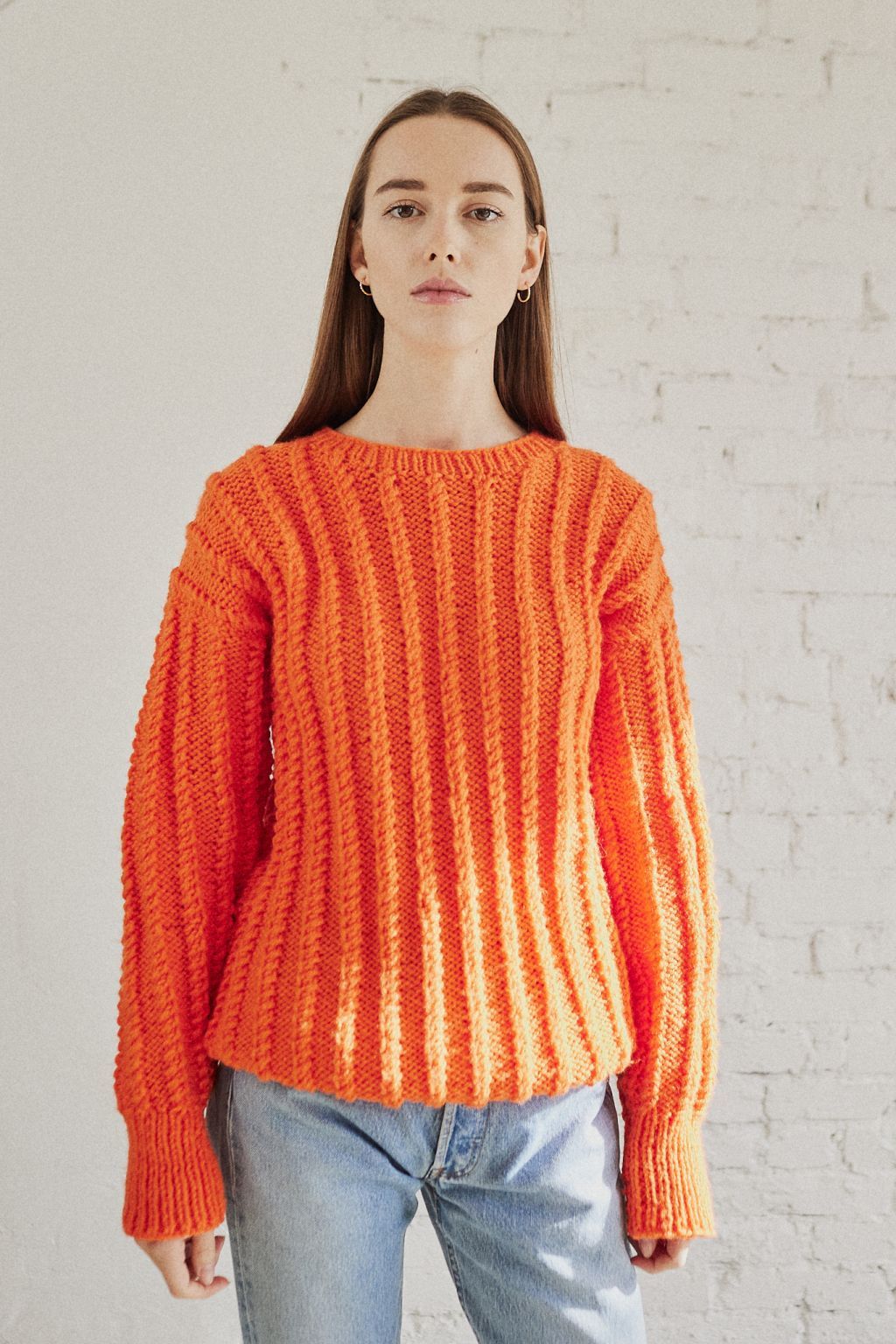 Pomaranczowy sweter handmade