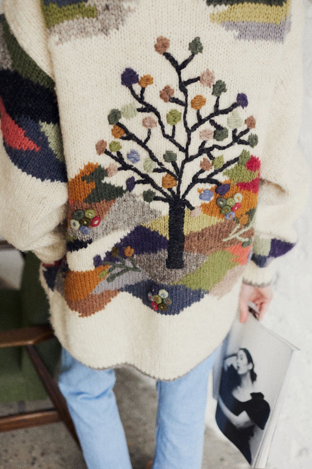 Haftowany wełniany sweter vintage L 