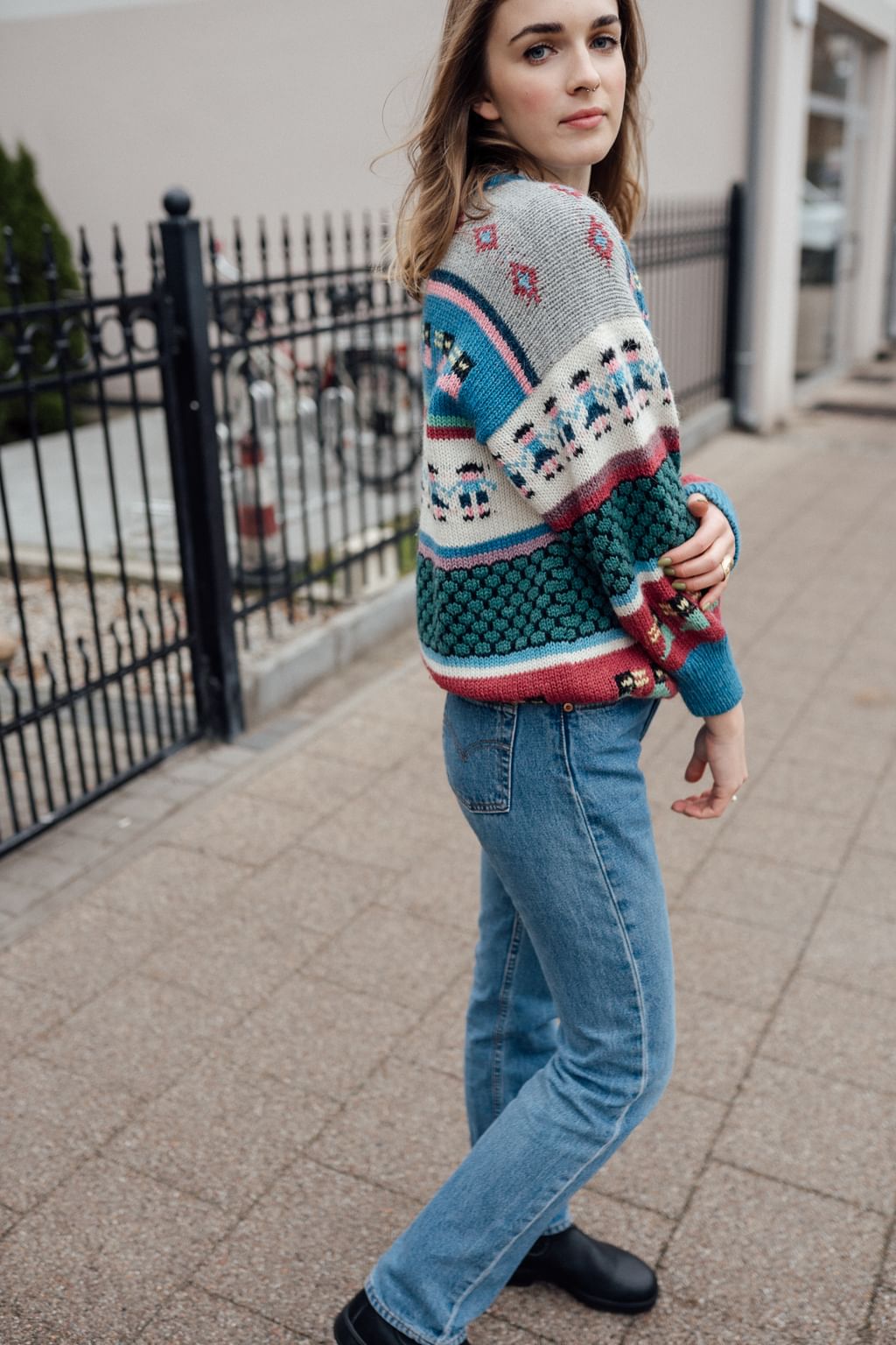 Wzorzysty sweter vintage M/L