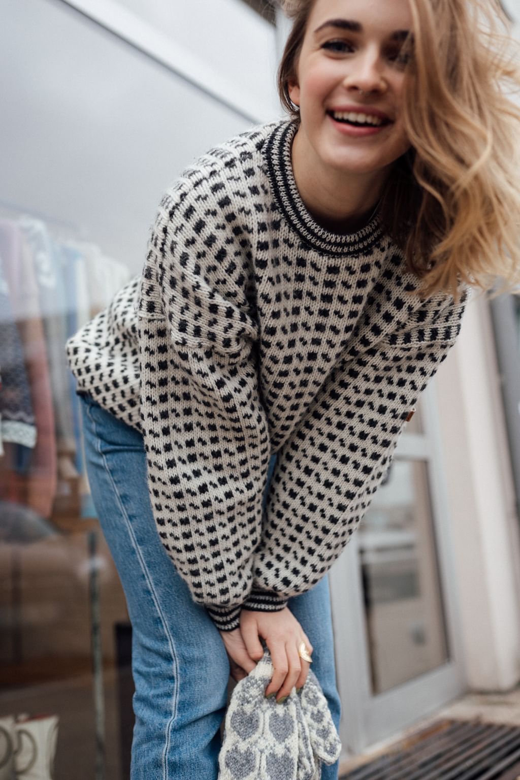 Norweski wełniany sweter L/XL 