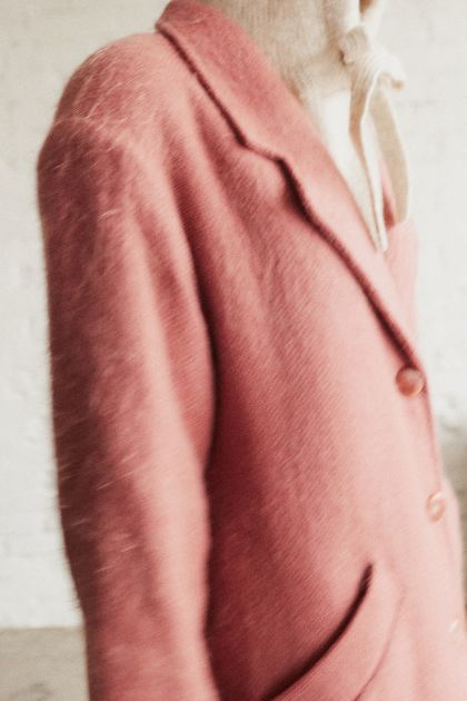 Różowy płaszcz vintage